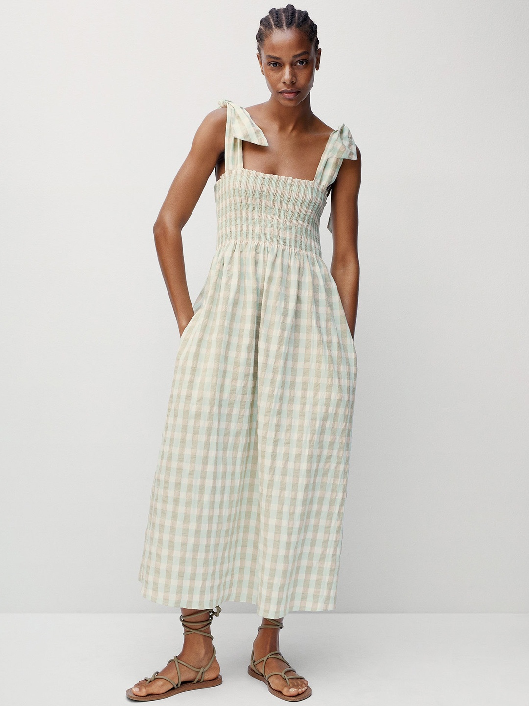 

MANGO Women Cream-Coloured & Beige Checked Seersucker A-Line Midi Sustainable Dress
