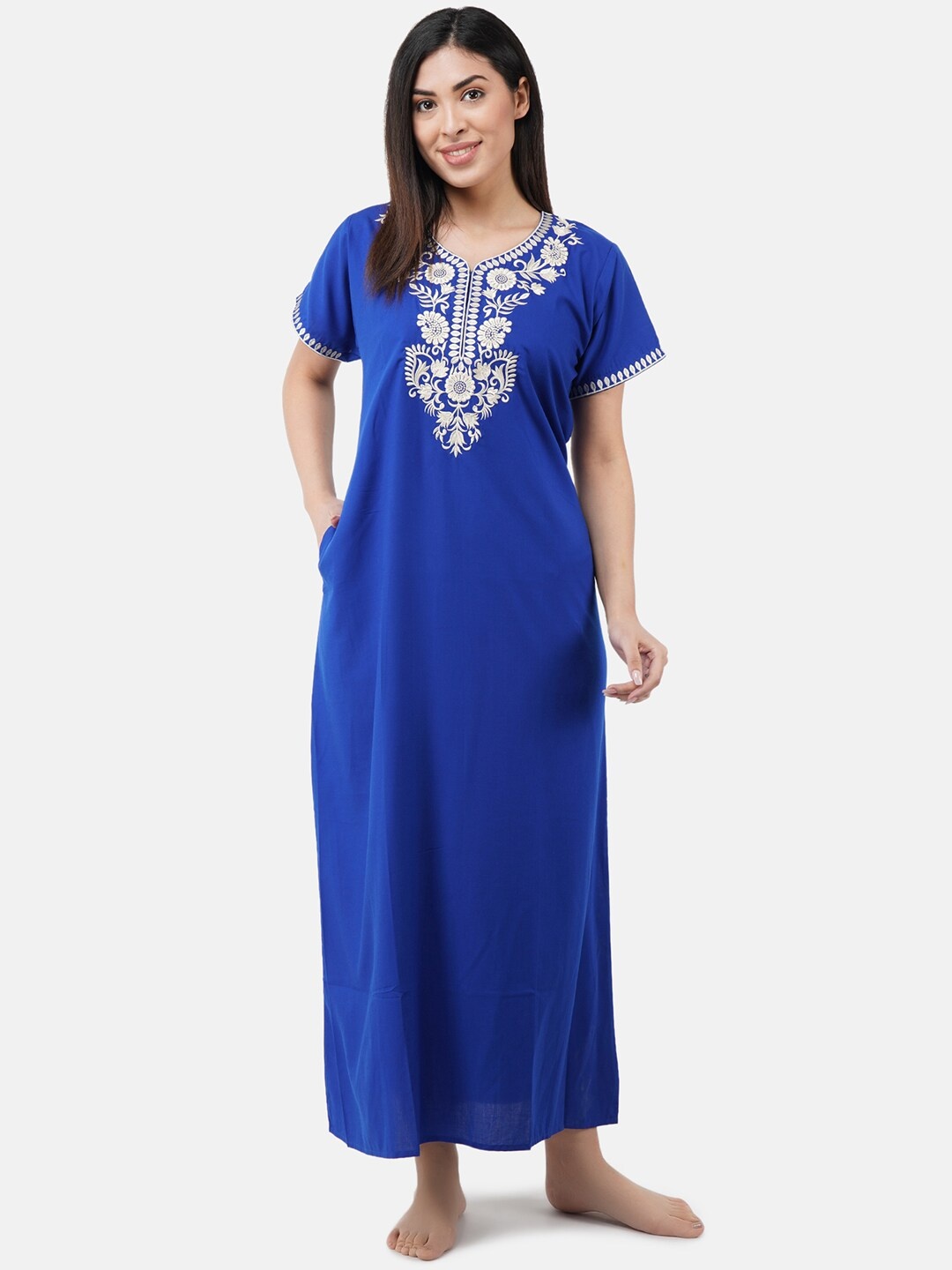 

KOI SLEEPWEAR Woman Blue & White Cotton Embroidered Maxi Nightdress