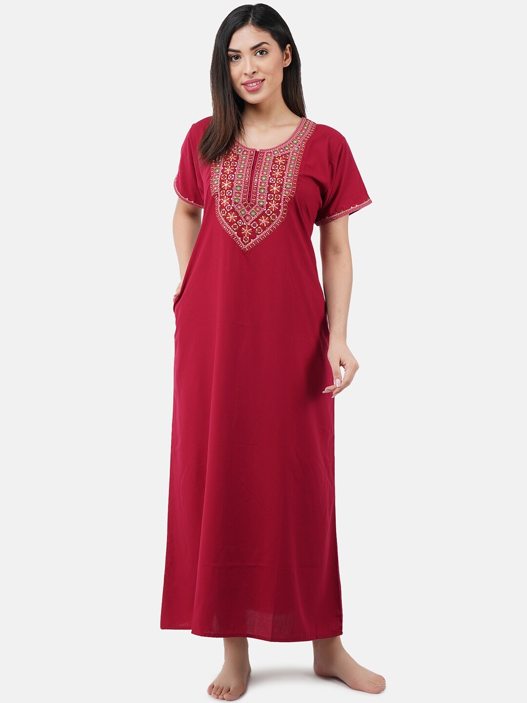 

KOI SLEEPWEAR Woman Maroon & Pink Mirror Embroidered Nightdress With Pockets