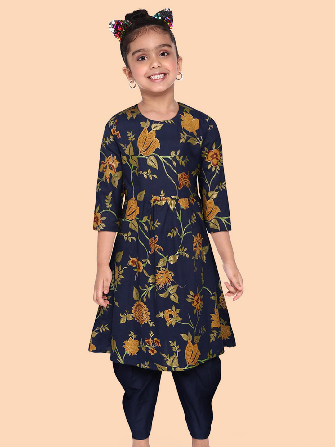 

Sangria Girls Navy Blue & Mustard Yellow Ethnic Motif Print Pure Cotton Kurta Set