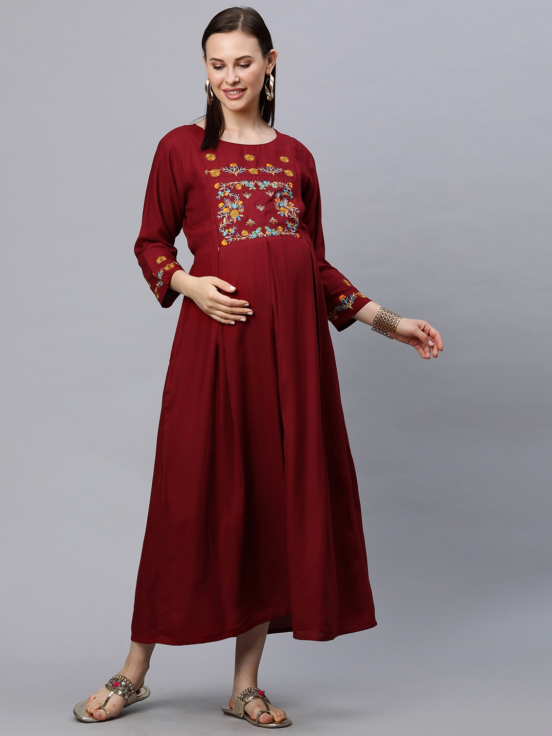 

MomToBe Women Maroon Solid Maternity Nursing Sustainable Dress