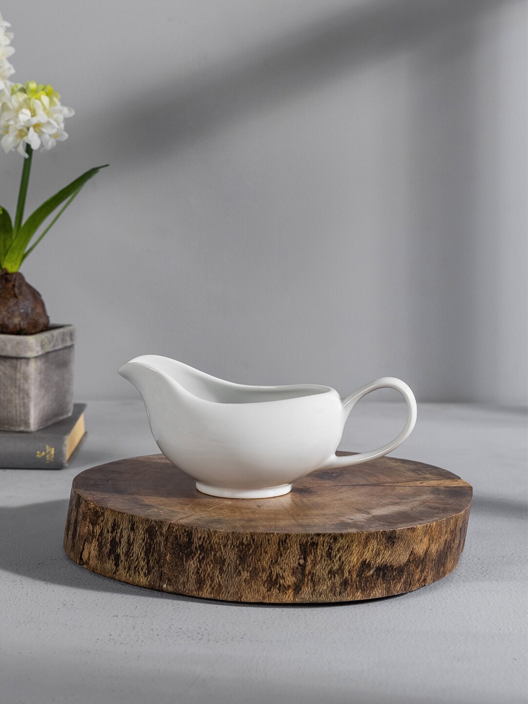 

Pure Home and Living Cream-Coloured Classic Creamer 300 ML