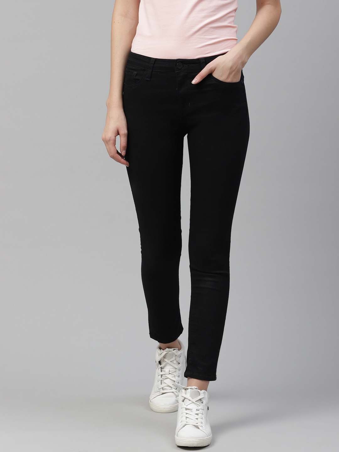 

SPYKAR Women Black Skinny Fit Stretchable Cropped Jeans