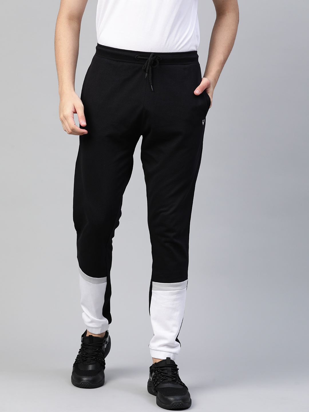 

Allen Solly Sport Men Black & White Colourblocked Joggers
