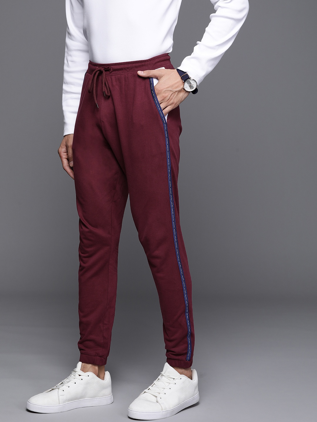 

Allen Solly Sport Men Burgundy Pure Cotton Side Taping Solid Joggers