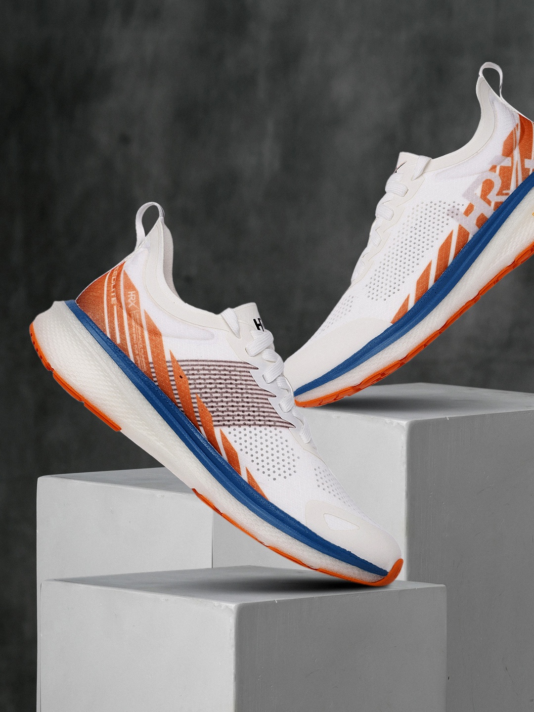 

HRX by Hrithik Roshan Women White PROPULSION Running Shoes