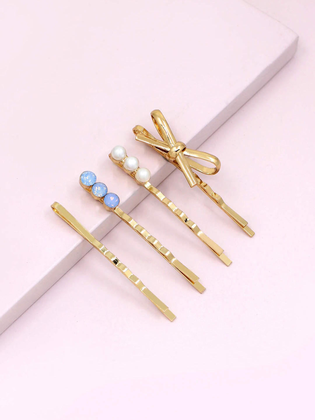 

Runway Ritual Girls Gold-Toned & White Set of 4 Beaded Bobby Pins