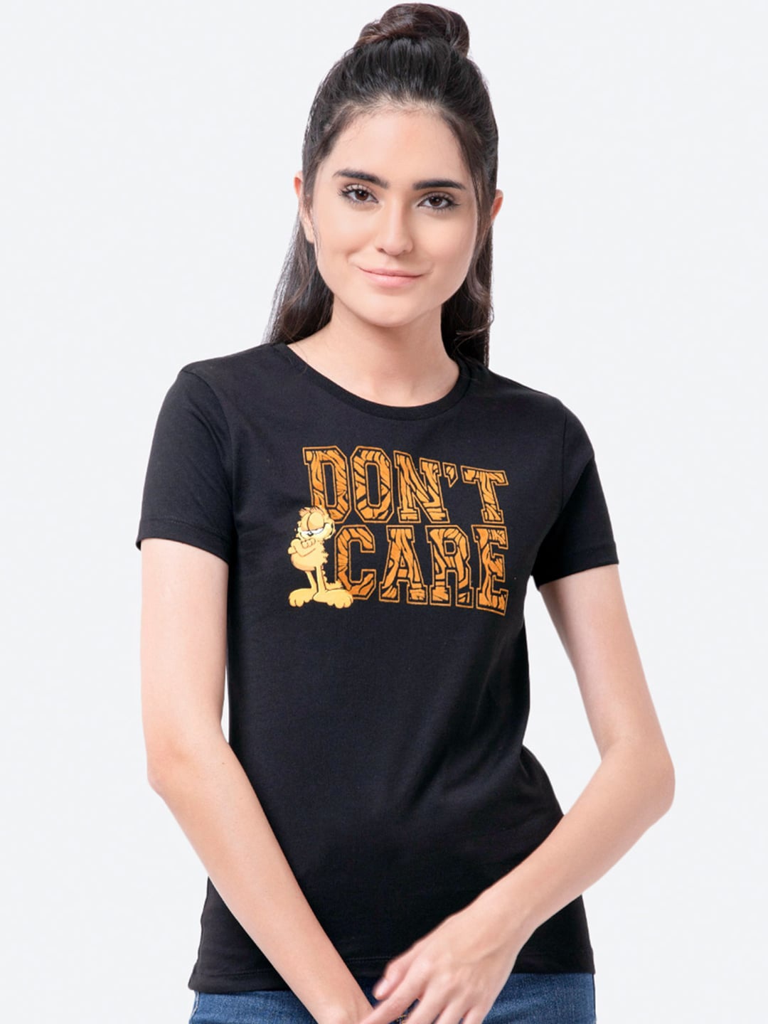 

Free Authority Women Black Pure Cotton Garfield Printed Round Neck Pure Cotton T-shirt