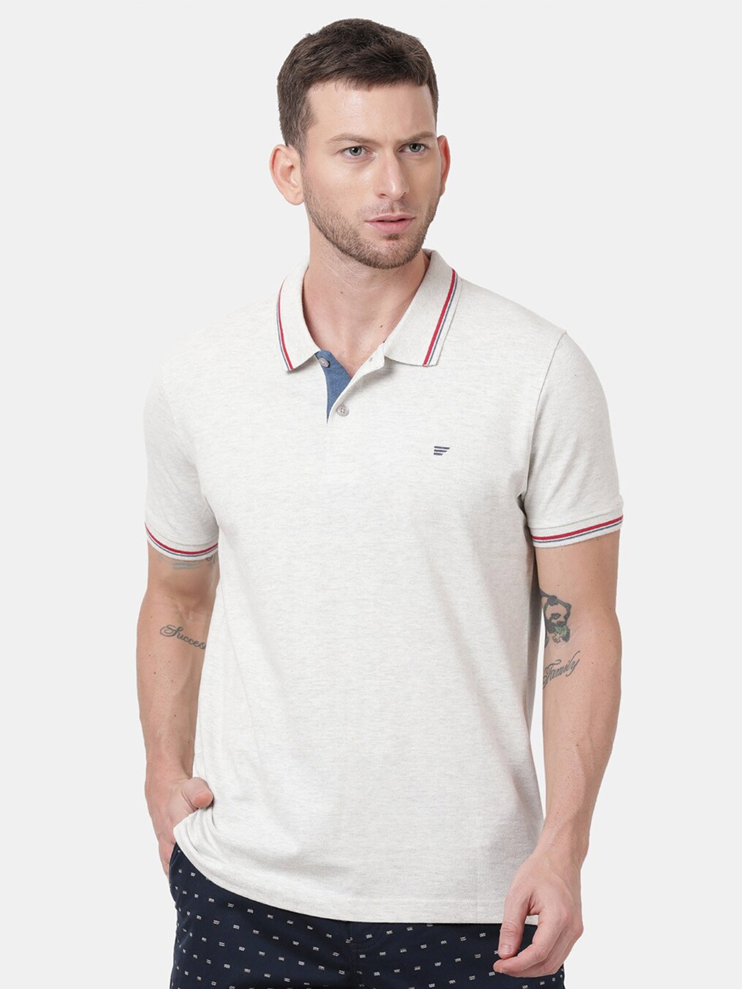 

t-base Men White Solid Polo Collar Cotton T-shirt