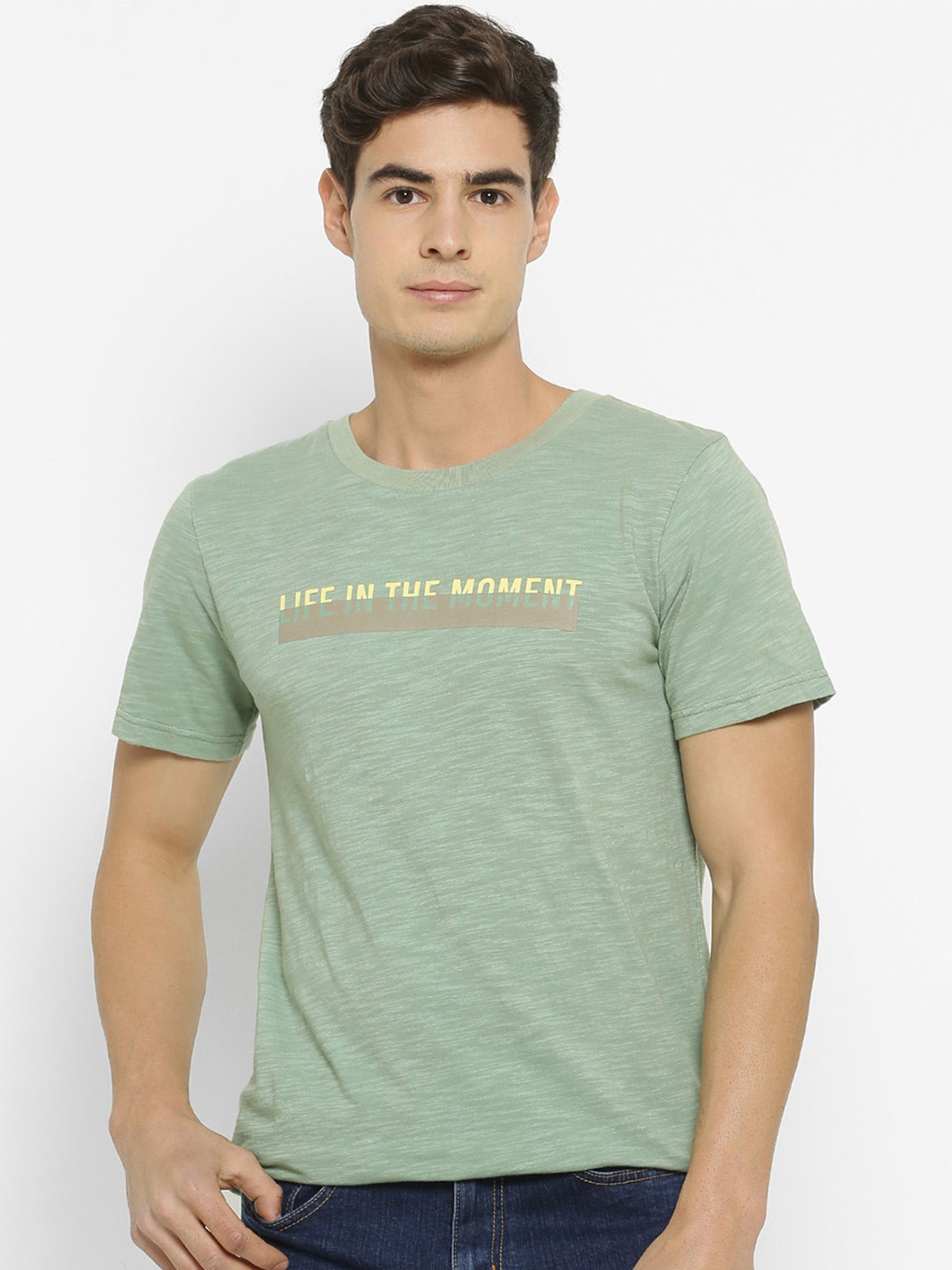 

FOREVER 21 Men Green & Yellow Printed Round Neck Cotton T-shirt
