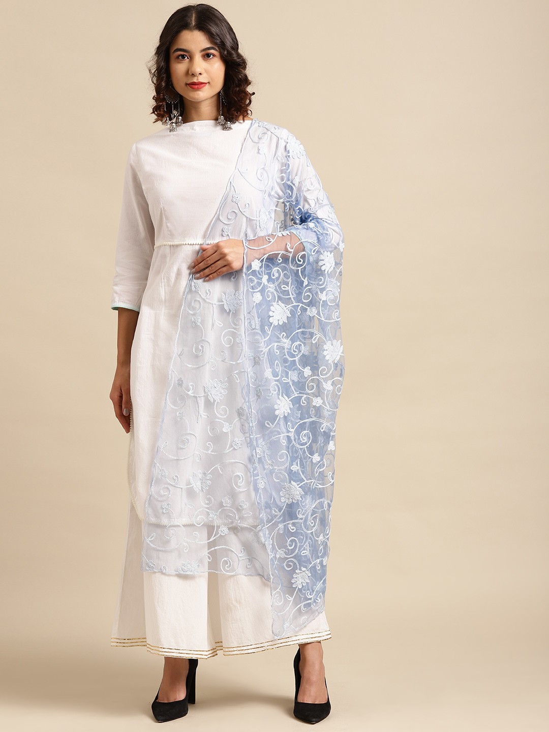 

Saadgi Blue & Off-White Aari Embroidered Dupatta