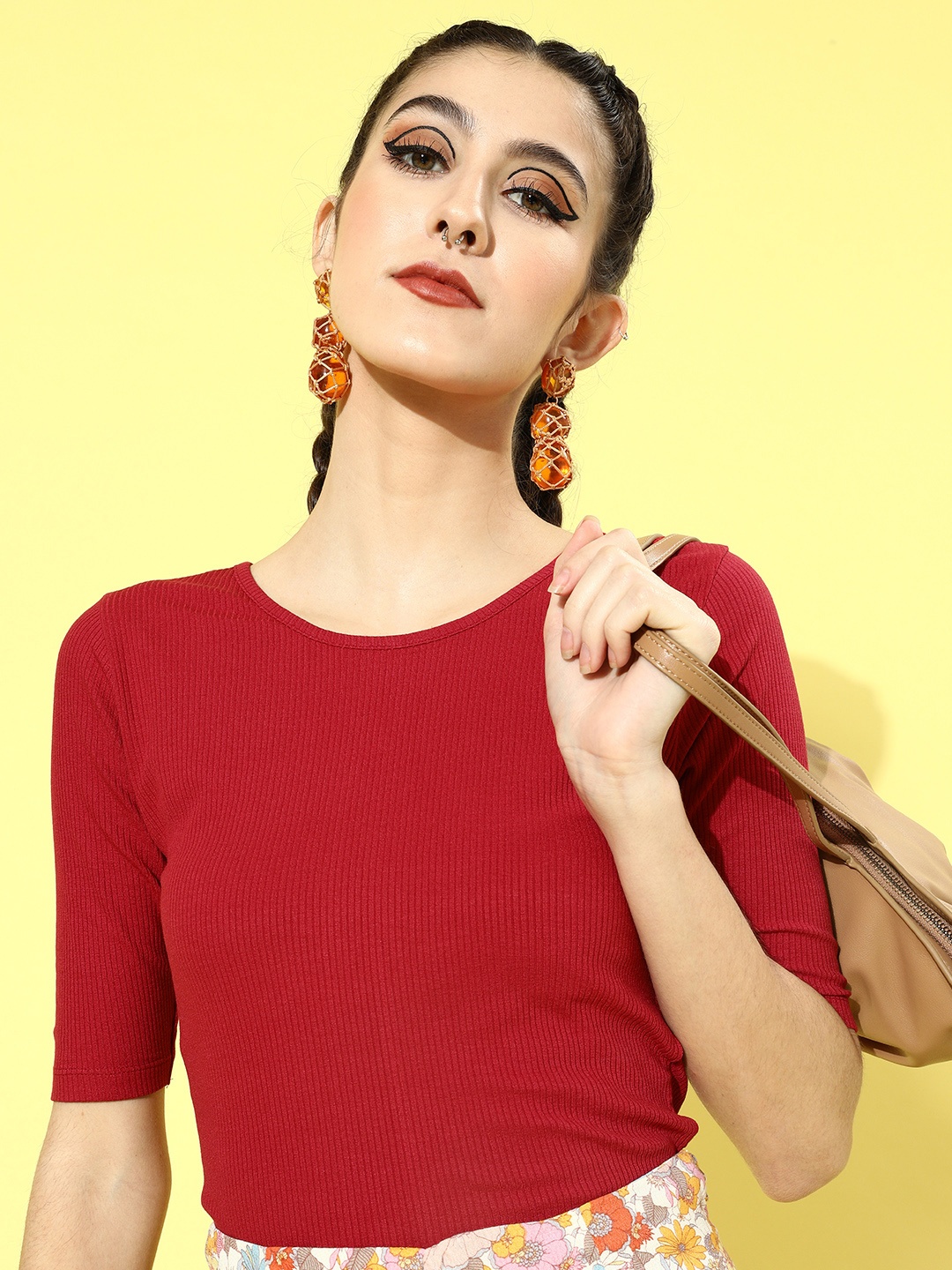 

Globus Women Gorgeous Red Solid Knitted Tshirt