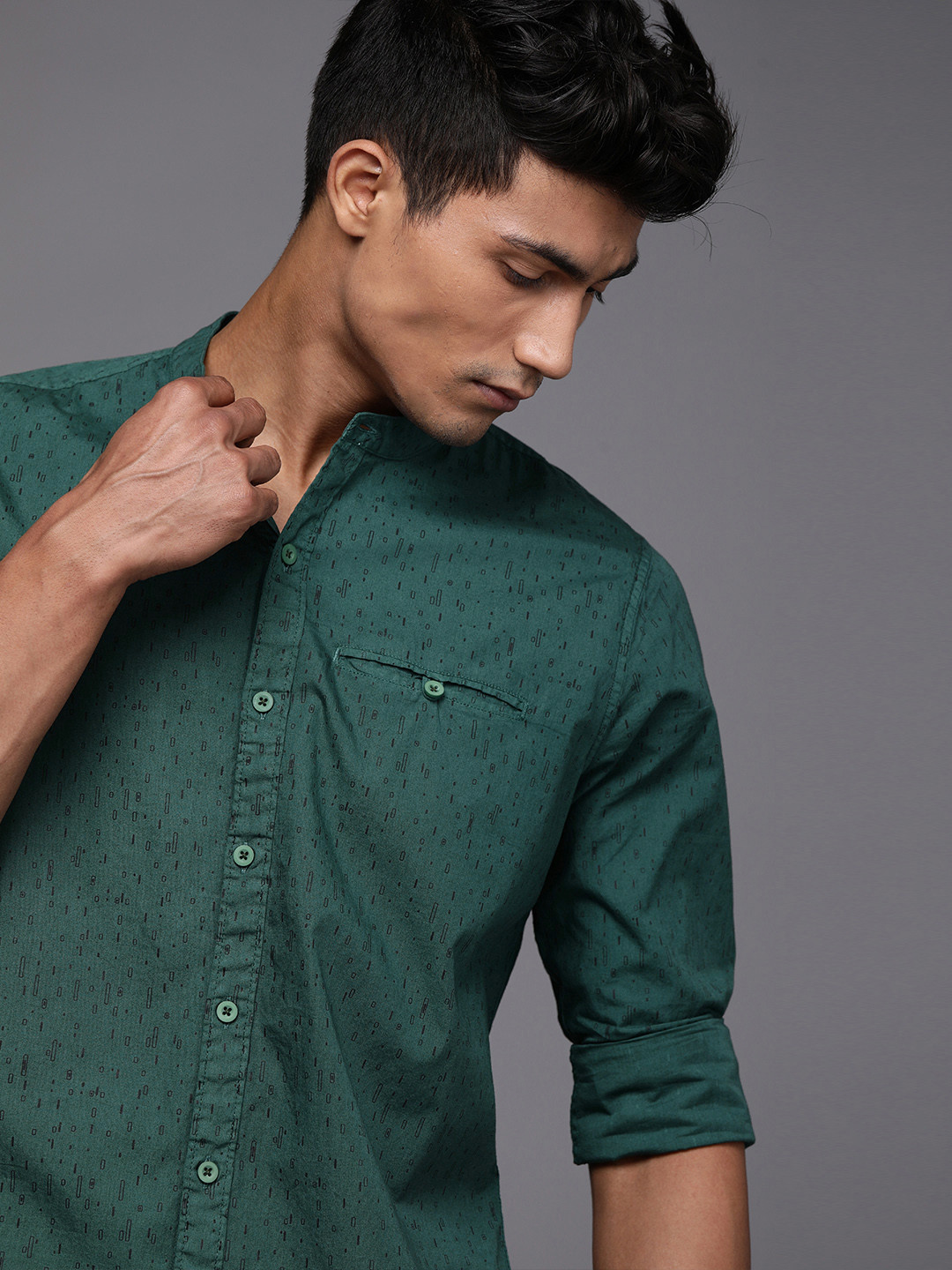 

WROGN Men Green Slim Fit Printed Casual Shirt