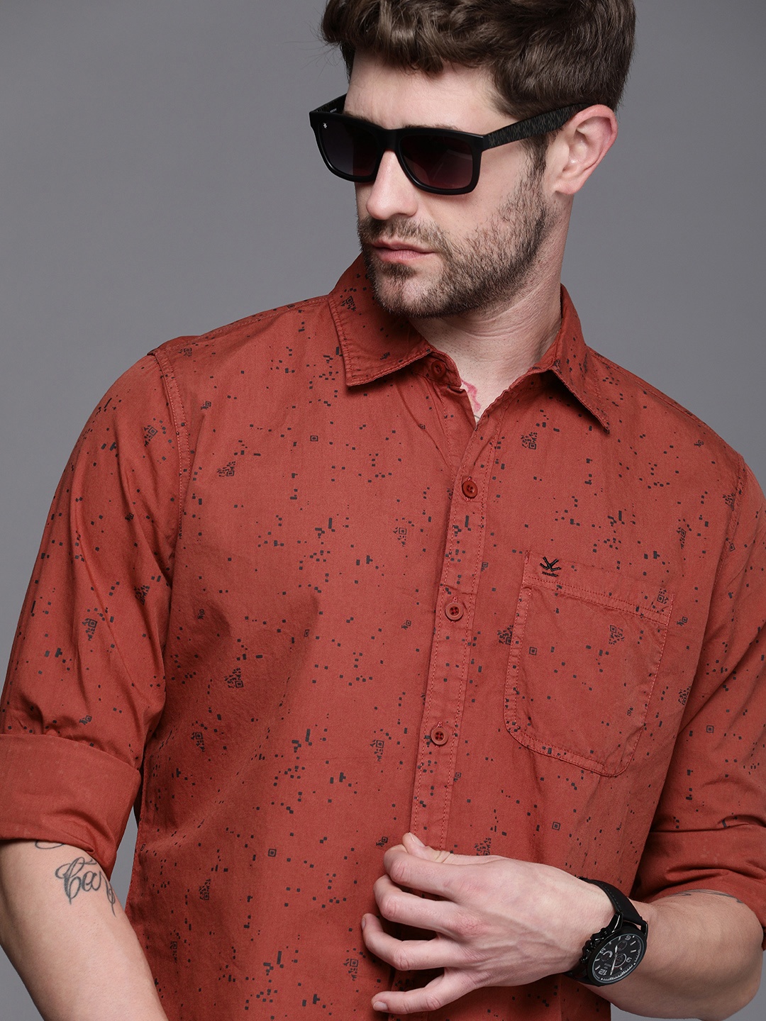 

WROGN Men Rust & Black Printed Slim Fit Pure Cotton Casual Shirt