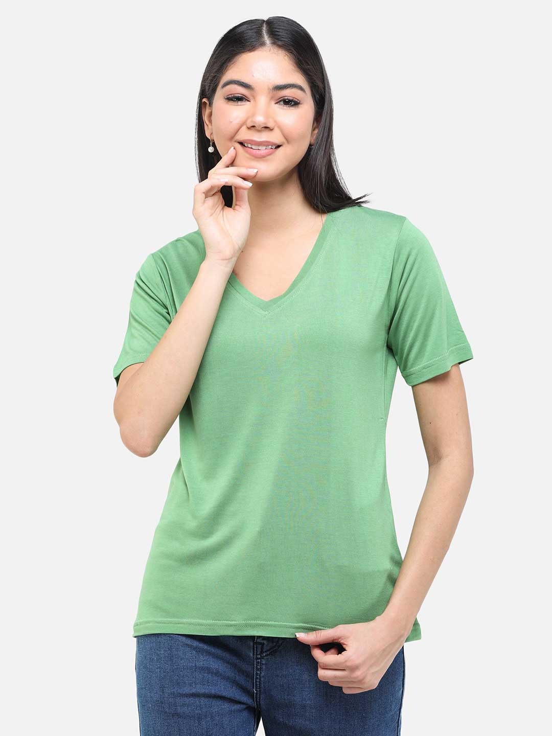 

DECHEN Women Green Solid V-Neck T-shirt