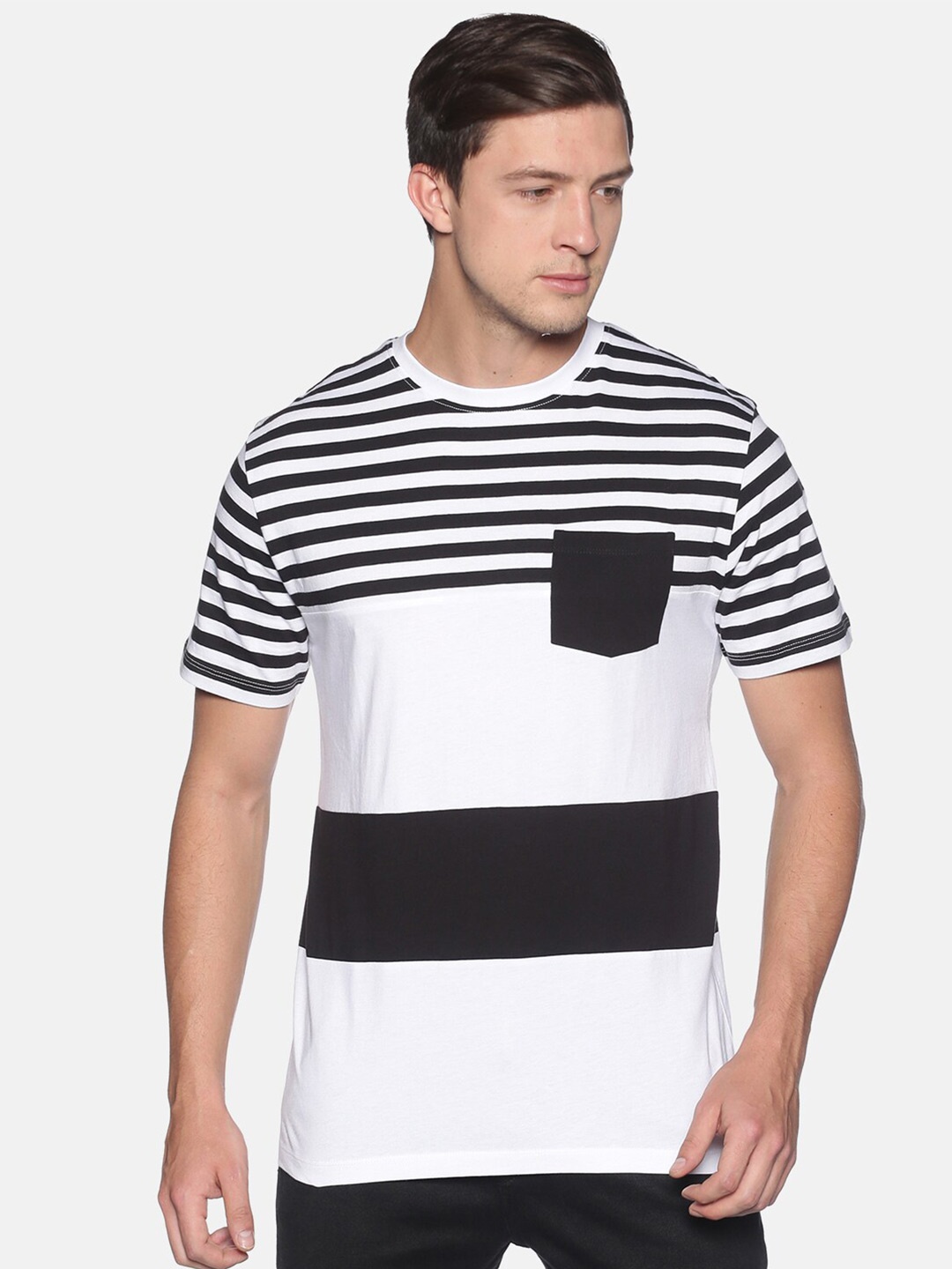 

UrGear Men Black & White Striped Round Neck T-shirt