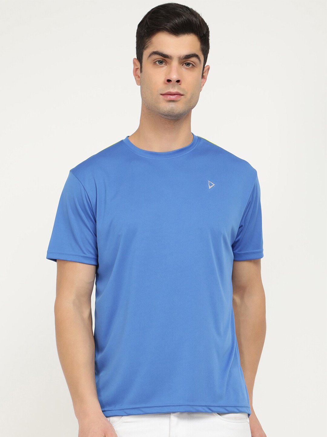 

V2 Value & Variety Men Blue Solid Round Neck T-shirt