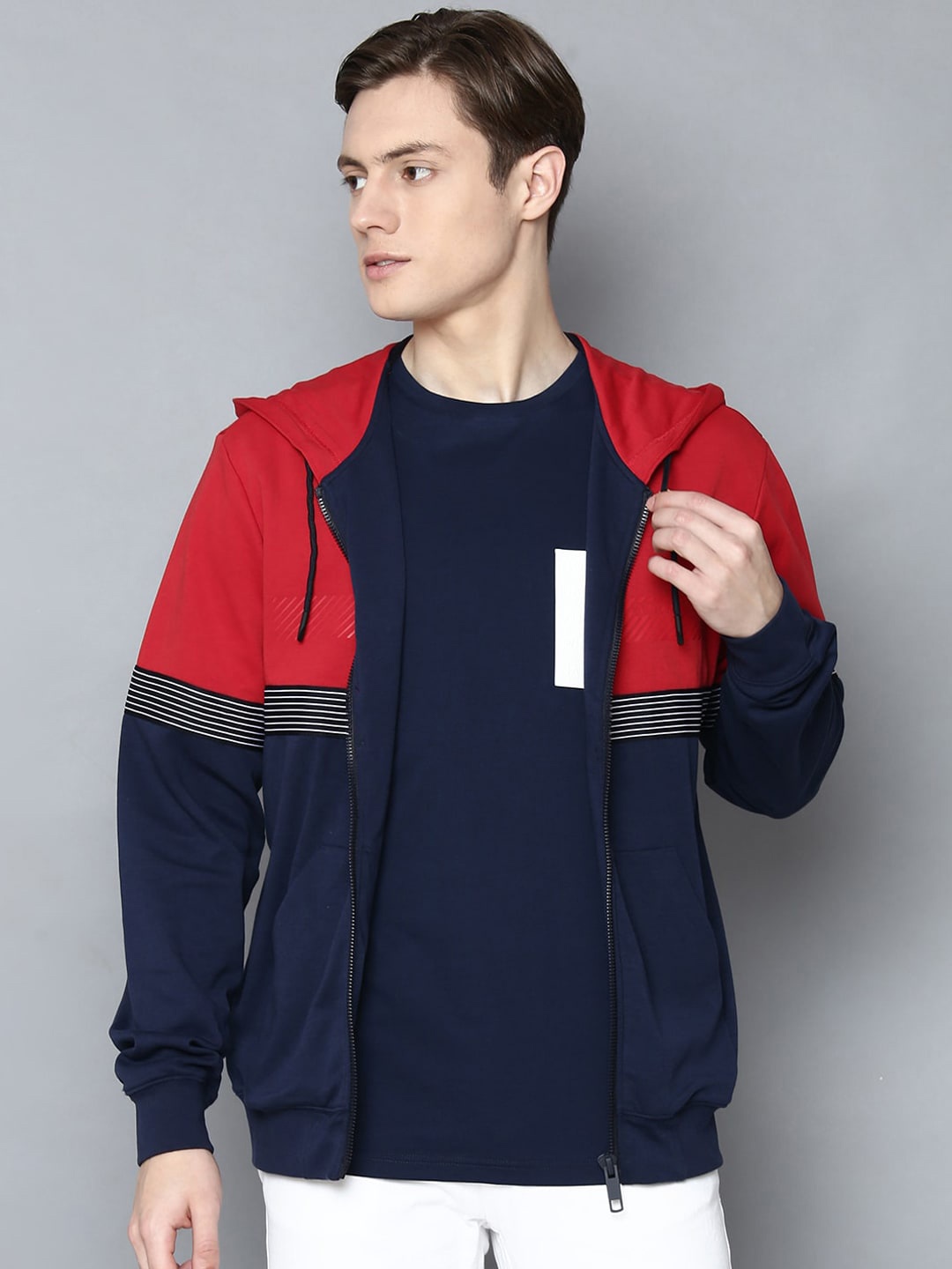 

Antony Morato Men Red & Navy Blue Cotton Colourblocked Sweatshirt