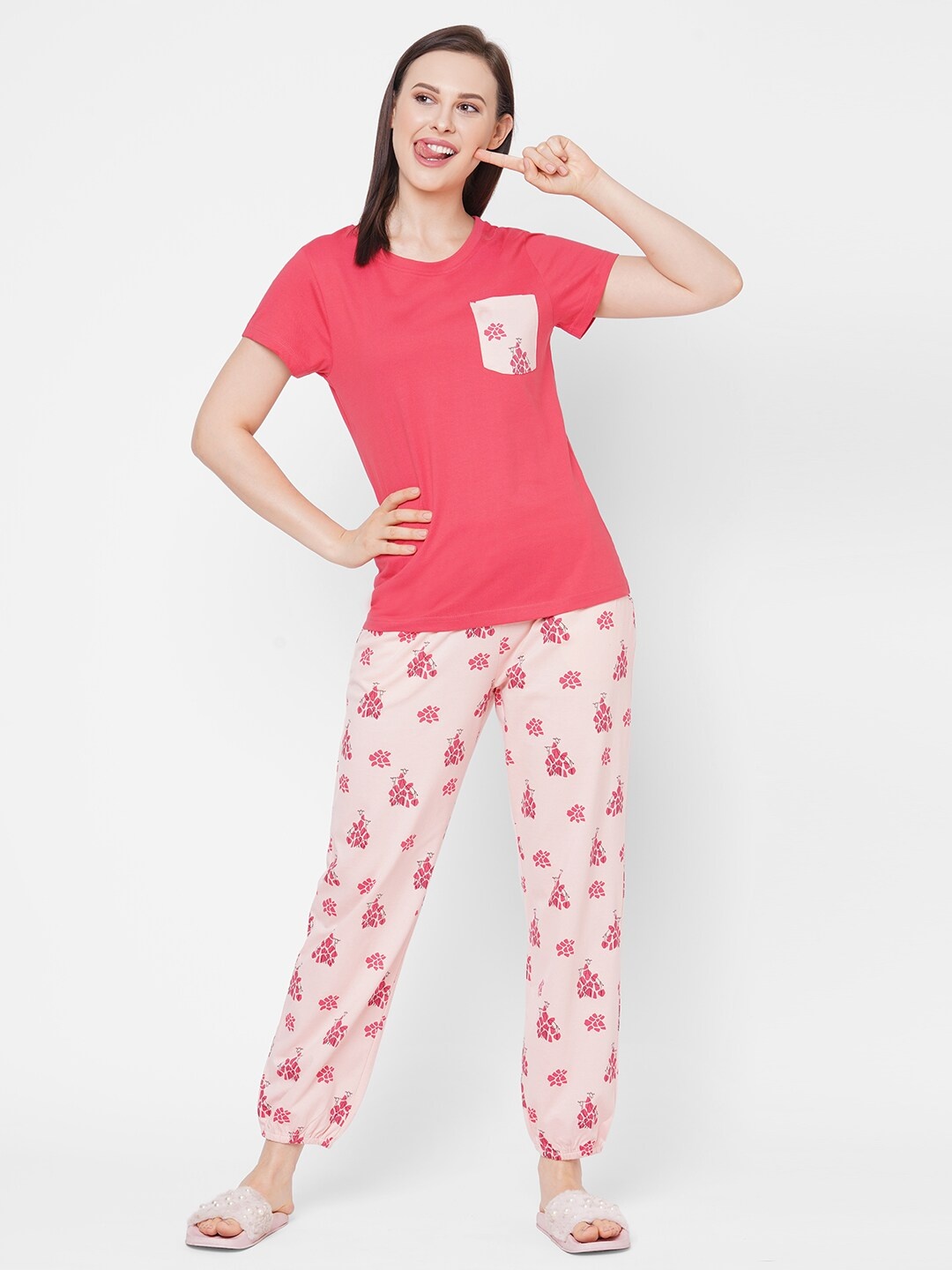 

Mystere Paris Women Pink Printed Night Suit