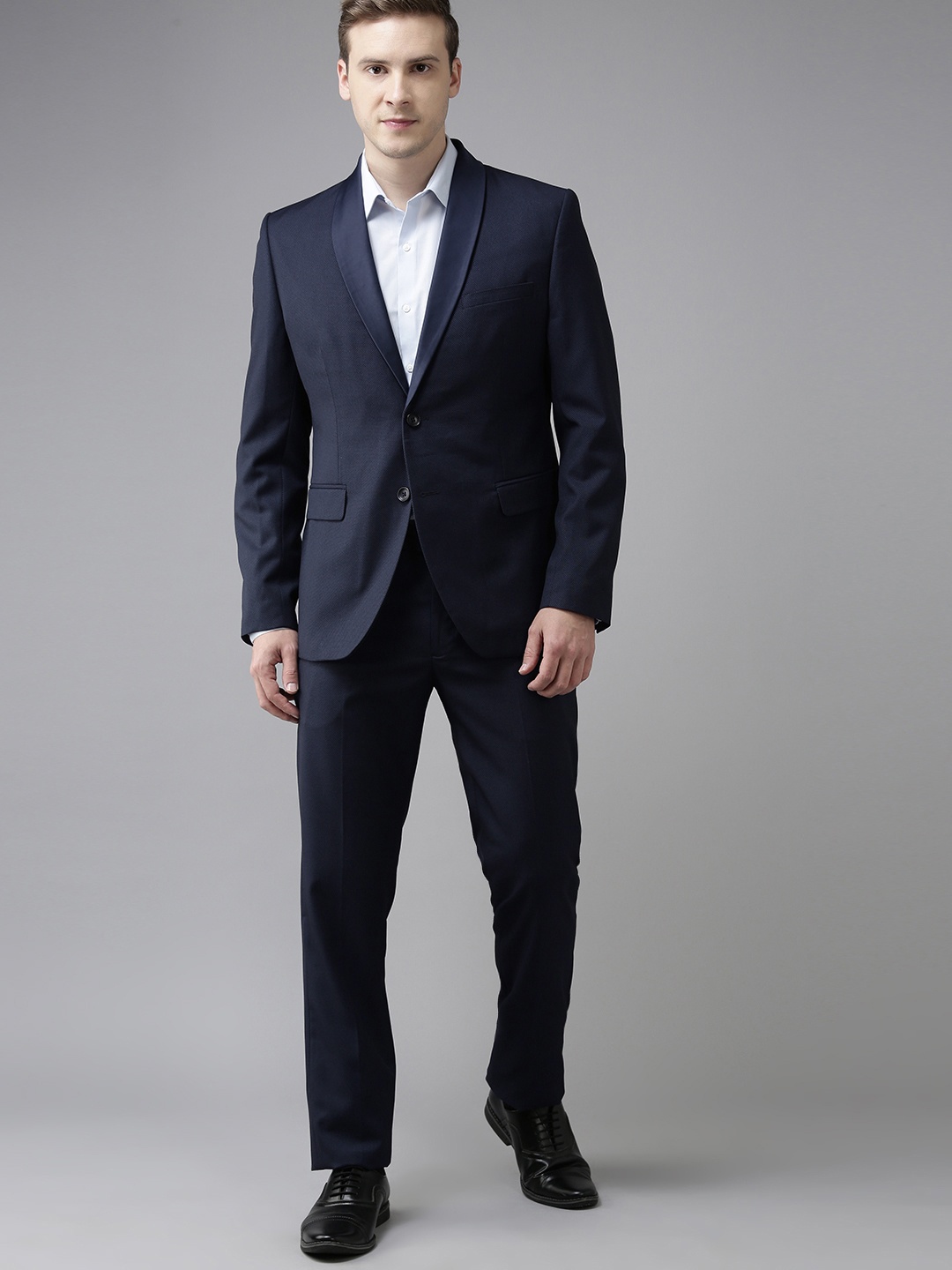 

Arrow Men Navy Blue Self-Designed Tailored Fit Formal Suit