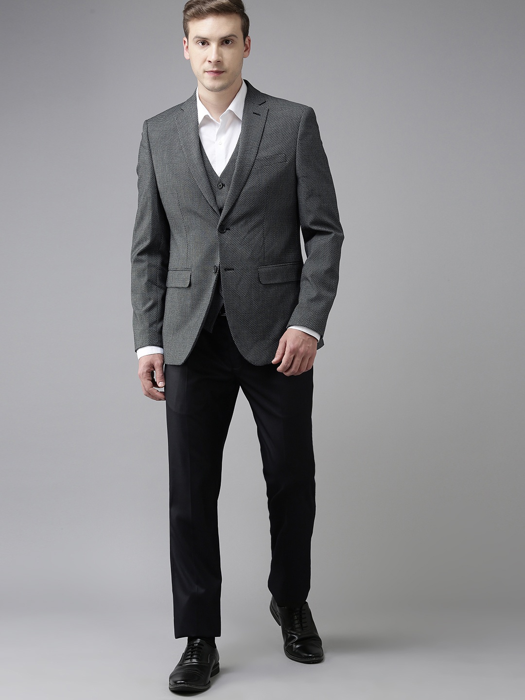 

Arrow Men Black-Grey Self Designed Tailored Fit Single-Breasted Three-Piece Formal Suit