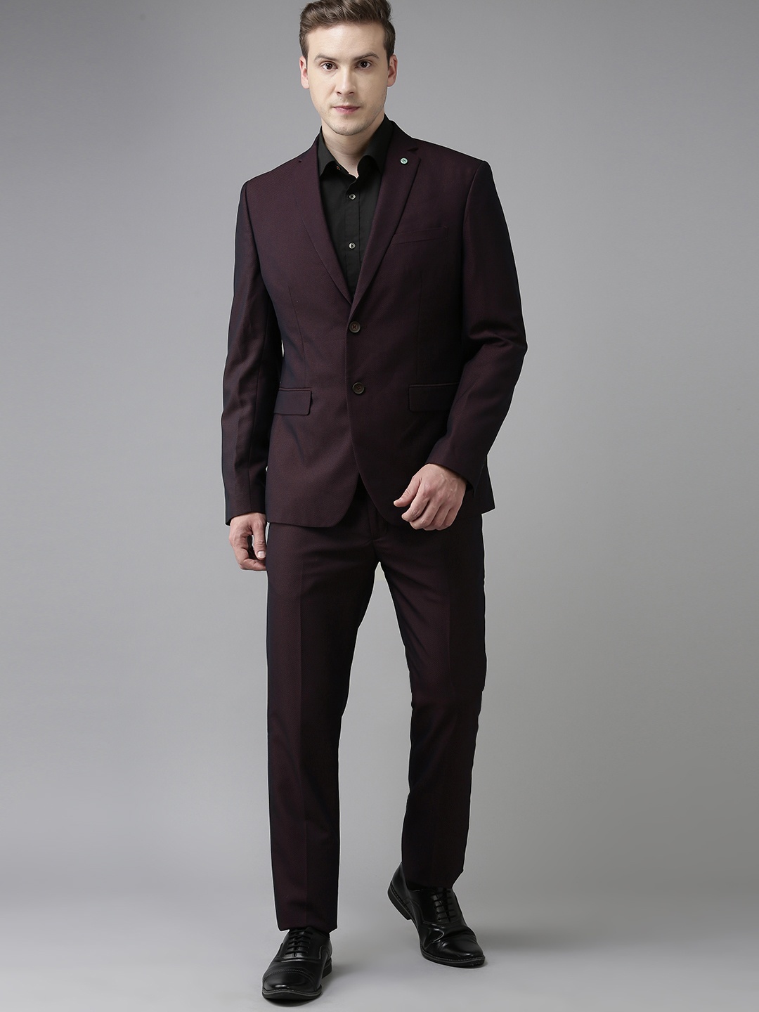 

Arrow Men's Purple Formal Suit