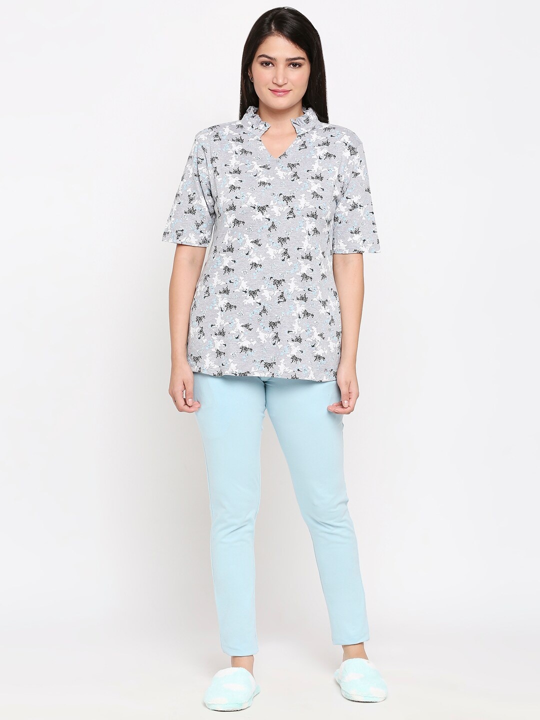 

XIN Women Grey & Blue Printed Night suit