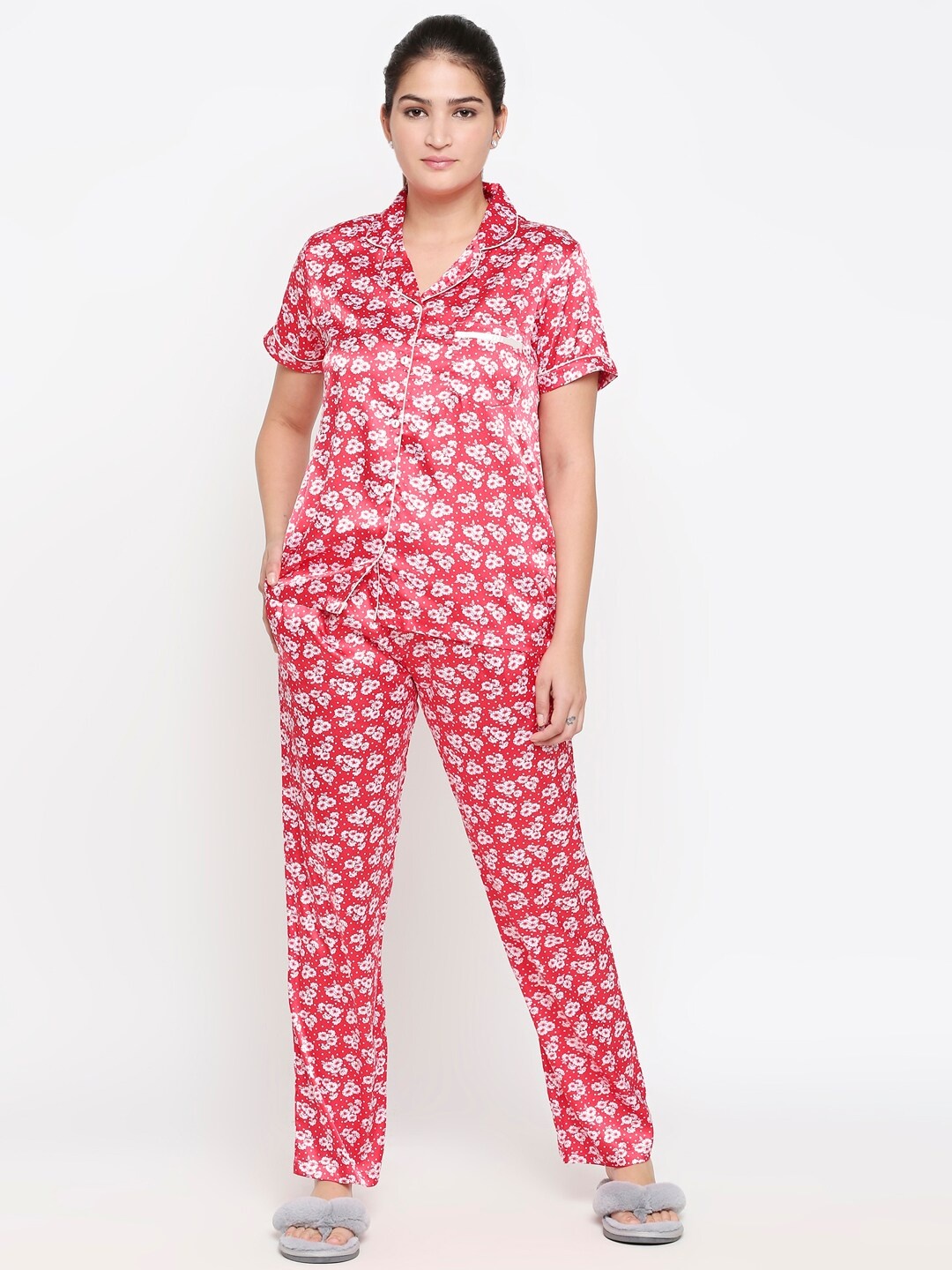 

XIN Women Red & White Printed Night Suit