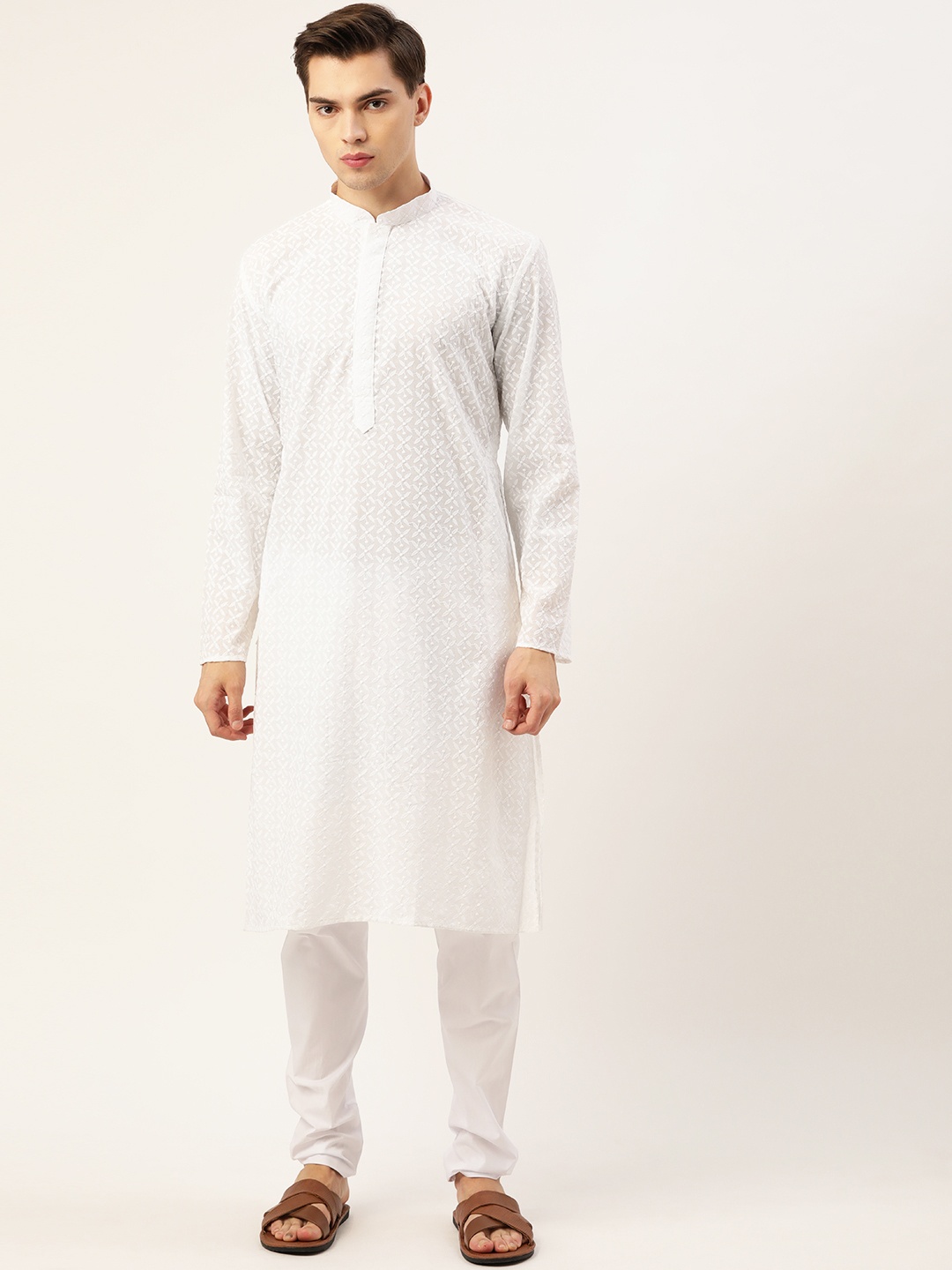 

RAJUBHAI HARGOVINDAS Men White Ethnic Motifs Embroidered Chikankari Pure Cotton Kurta with Churidar