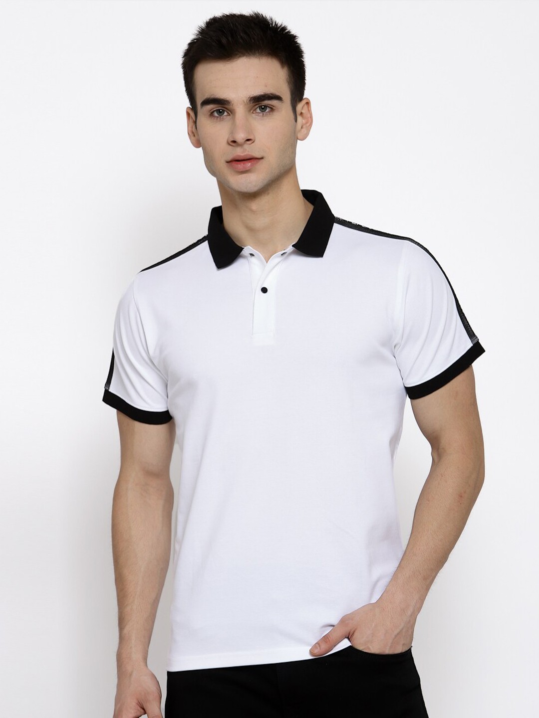 

Pepe Jeans Men White & Black Solid Polo Collar T-shirt