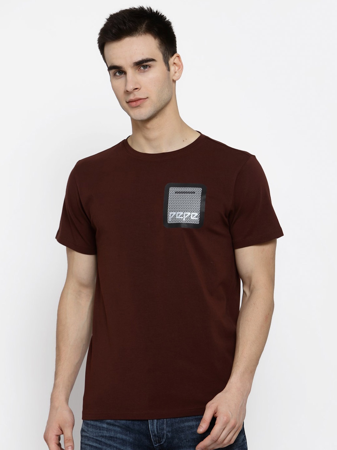 

Pepe Jeans Men Maroon Solid Round Neck Pure Cotton T-shirt