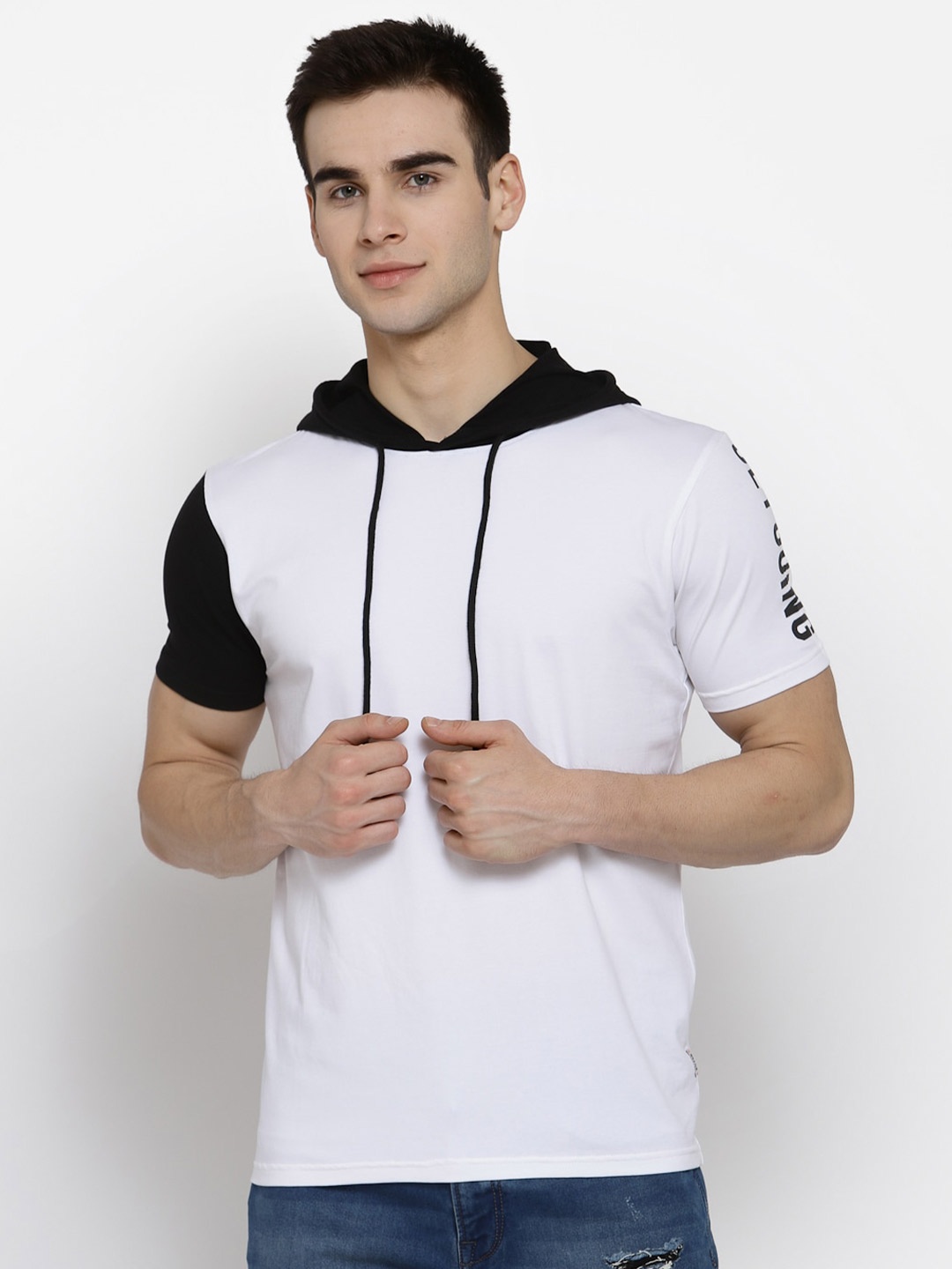 

Pepe Jeans Men White Solid Hood T-shirt