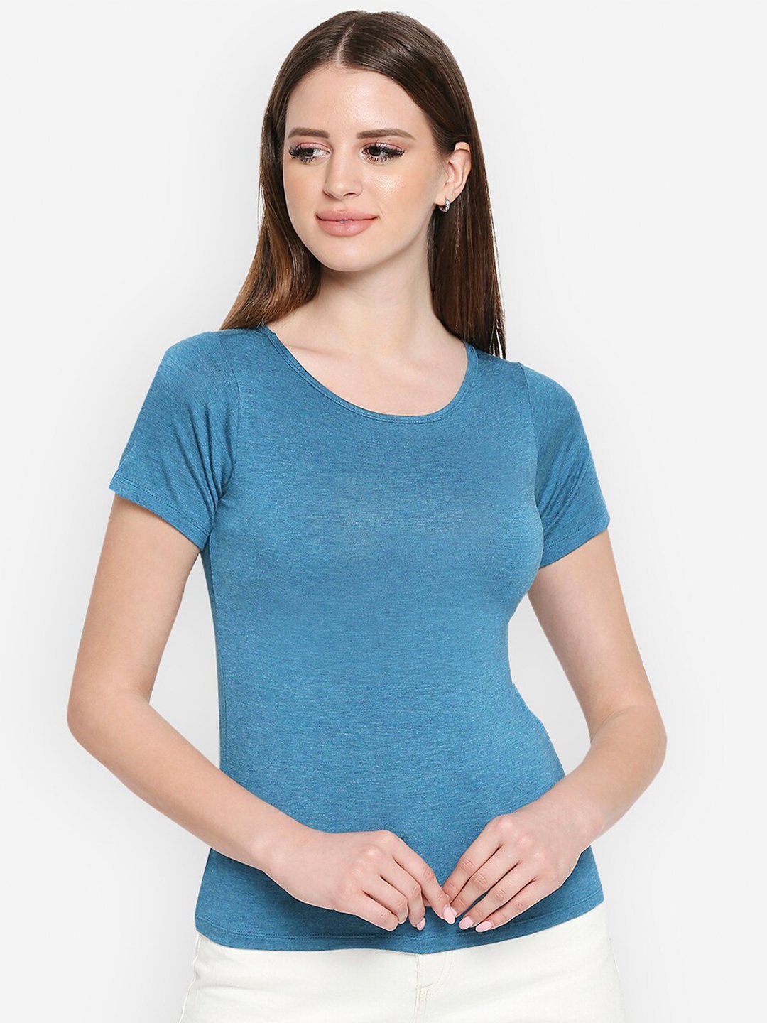

inocenCia Women Blue Solid Round Neck T-shirt