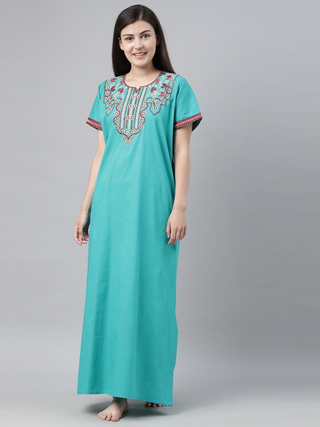 

Bailey sells Turquoise Blue & Maroon Embroidered Cotton Nightdress