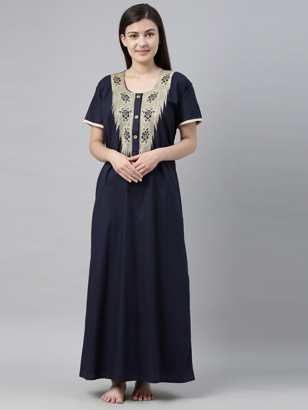 

Bailey sells Navy Blue & Cream-Coloured Embroidered Nightdress