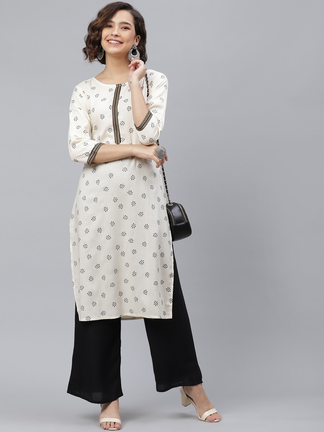 

HERE&NOW Women Off White & Black Floral Printed Floral Kurta