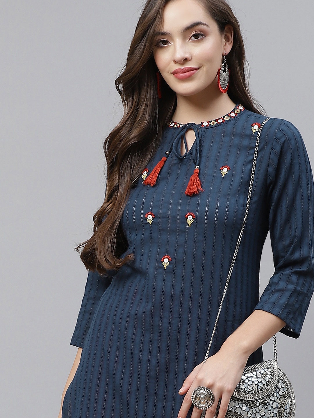 

HERE&NOW Women Navy Blue Cotton Striped Mirror Work Tie-Up Neck Straight Kurta