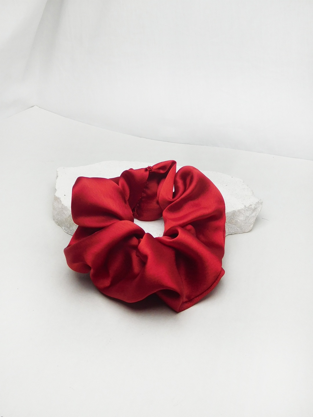 

Soho Boho Studio Red Satin Ponytail Scrunchies