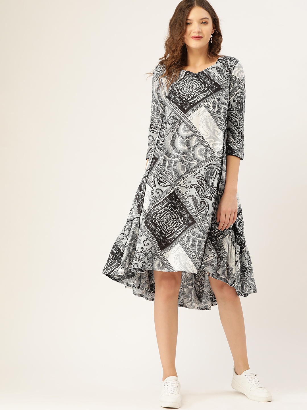 

Sangria Women Grey & Black Printed A-Line Dress