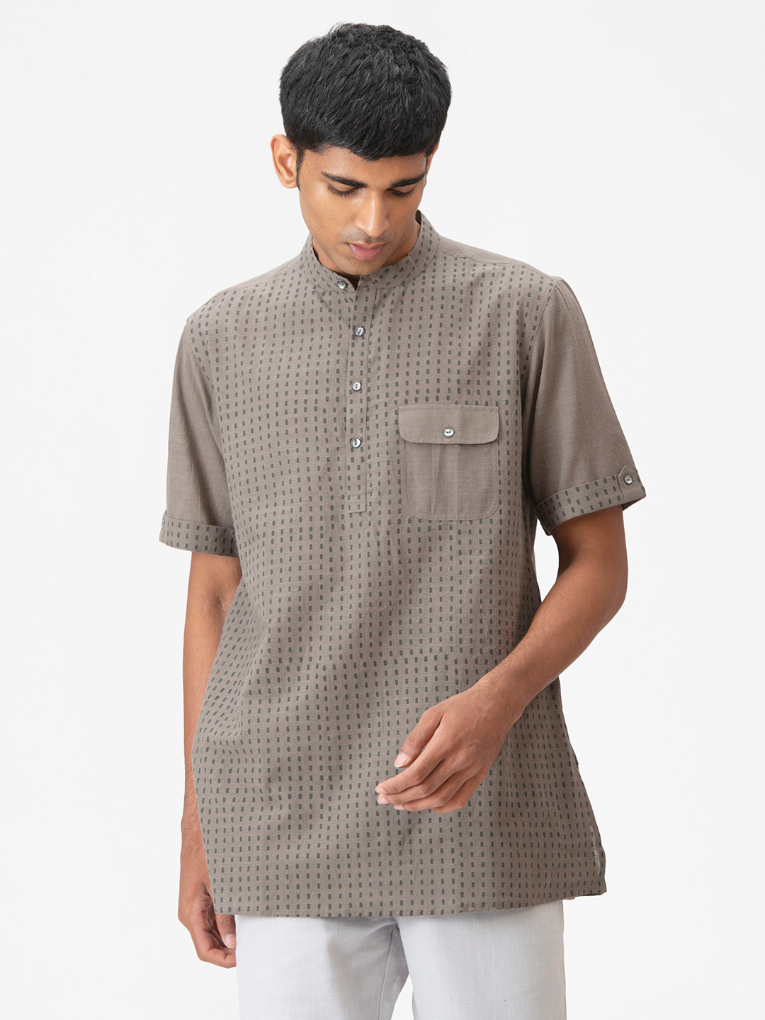

Fabindia Men Grey Geometric Printed Pure Cotton Short Kurta