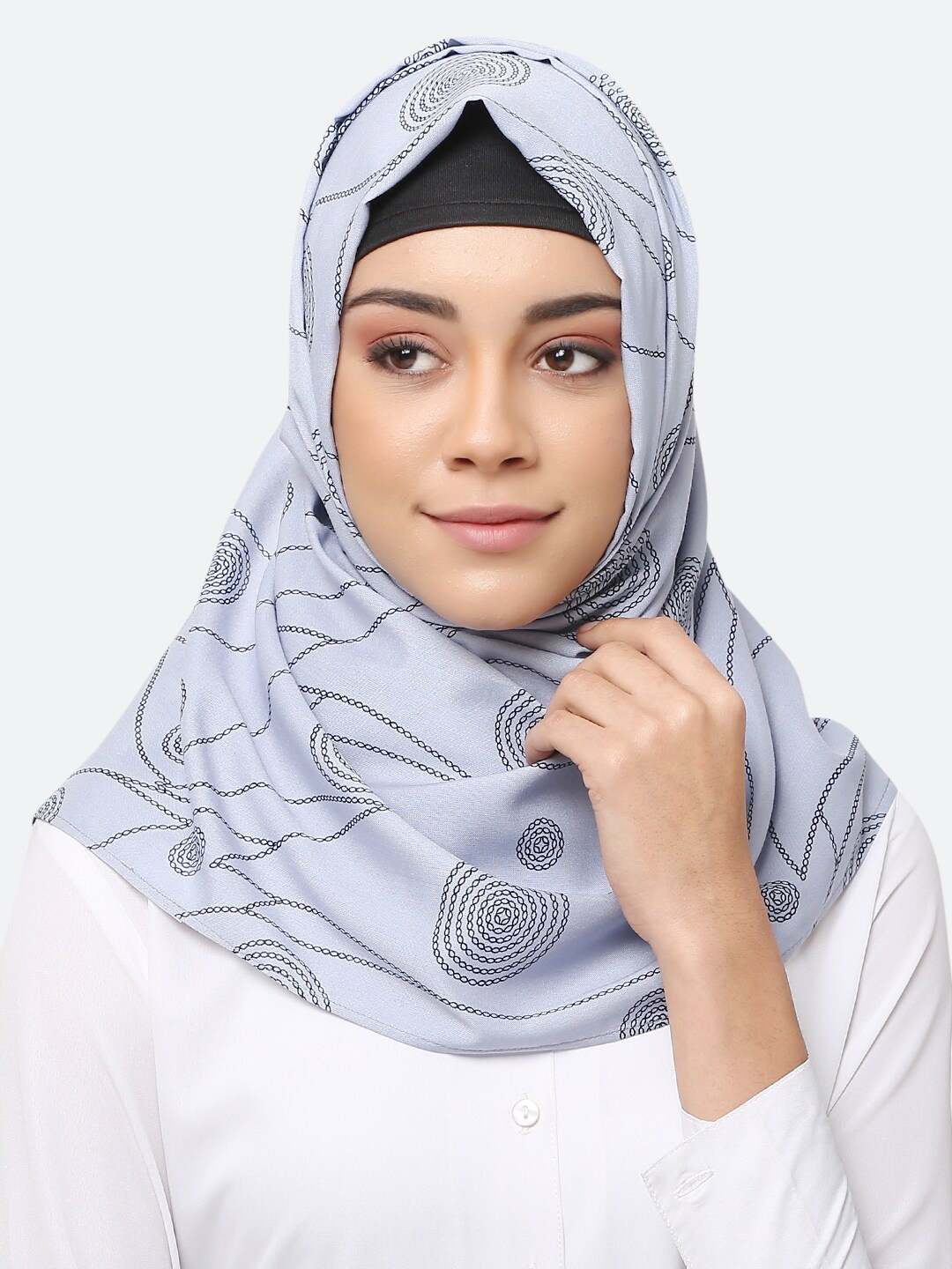 

MOMIN LIBAS Women Silver-Toned Printed Hijab