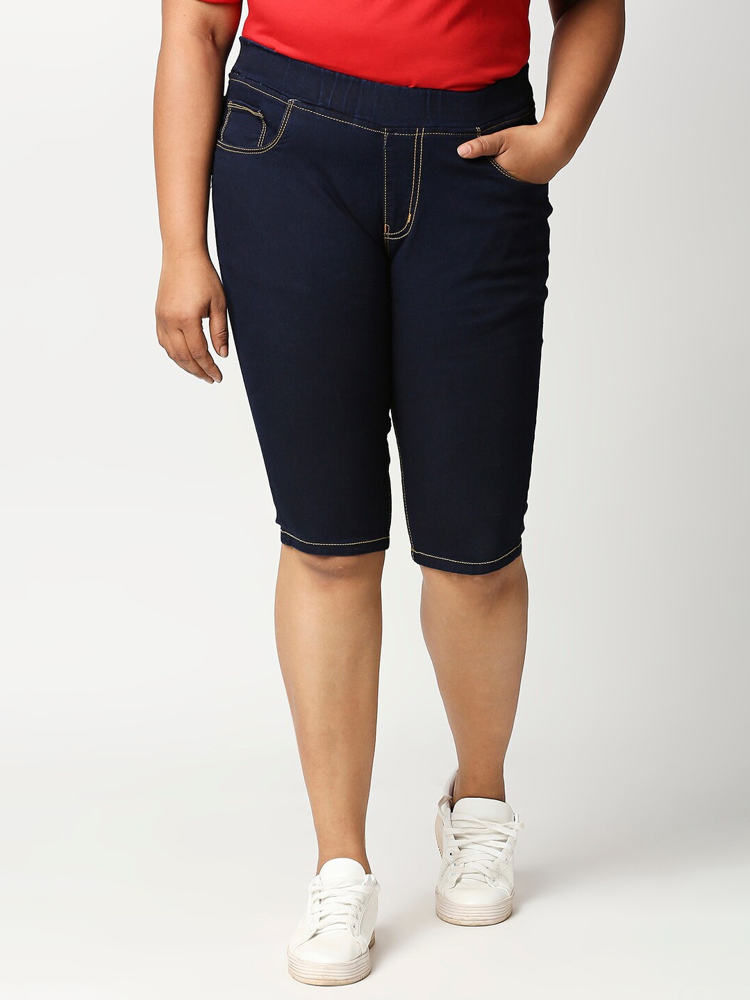 

ZUSH Women Blue Solid Regular Fit Capris