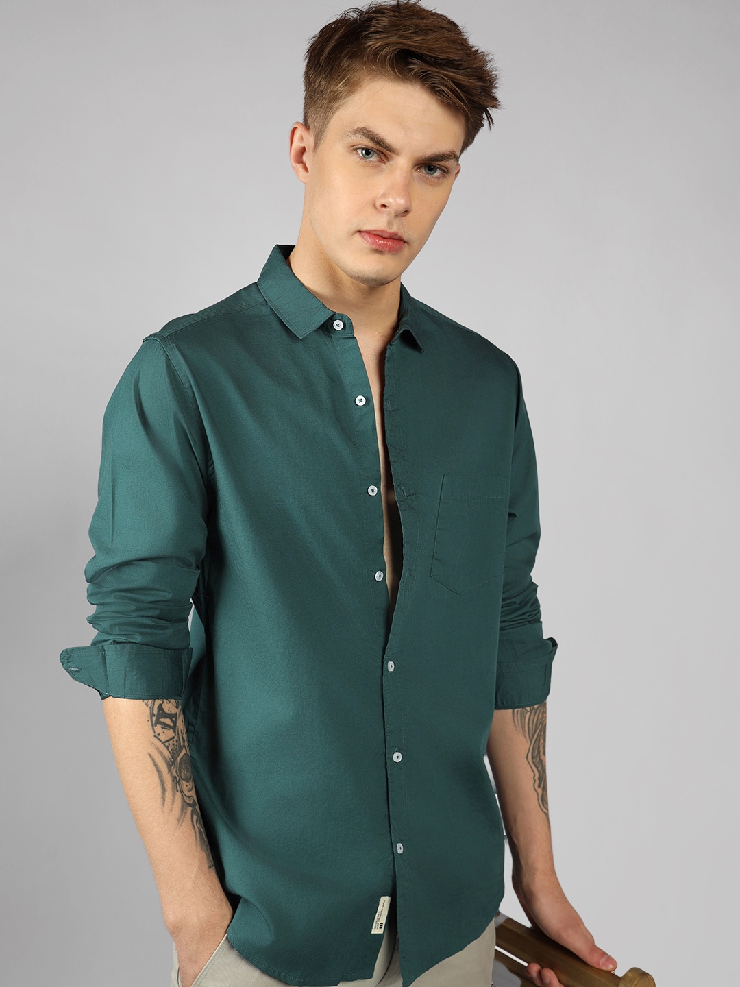 

Dennis Lingo Men Teal Slim Fit Casual Shirt