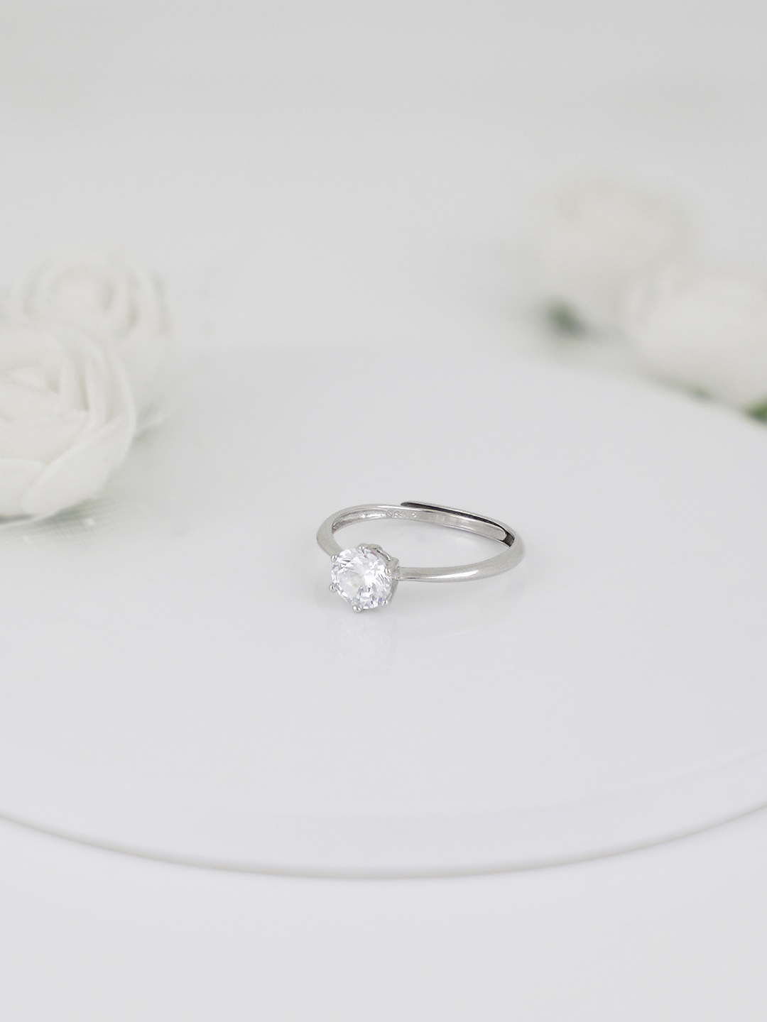 

GIVA 925 Silver Zircon Vintage Ring