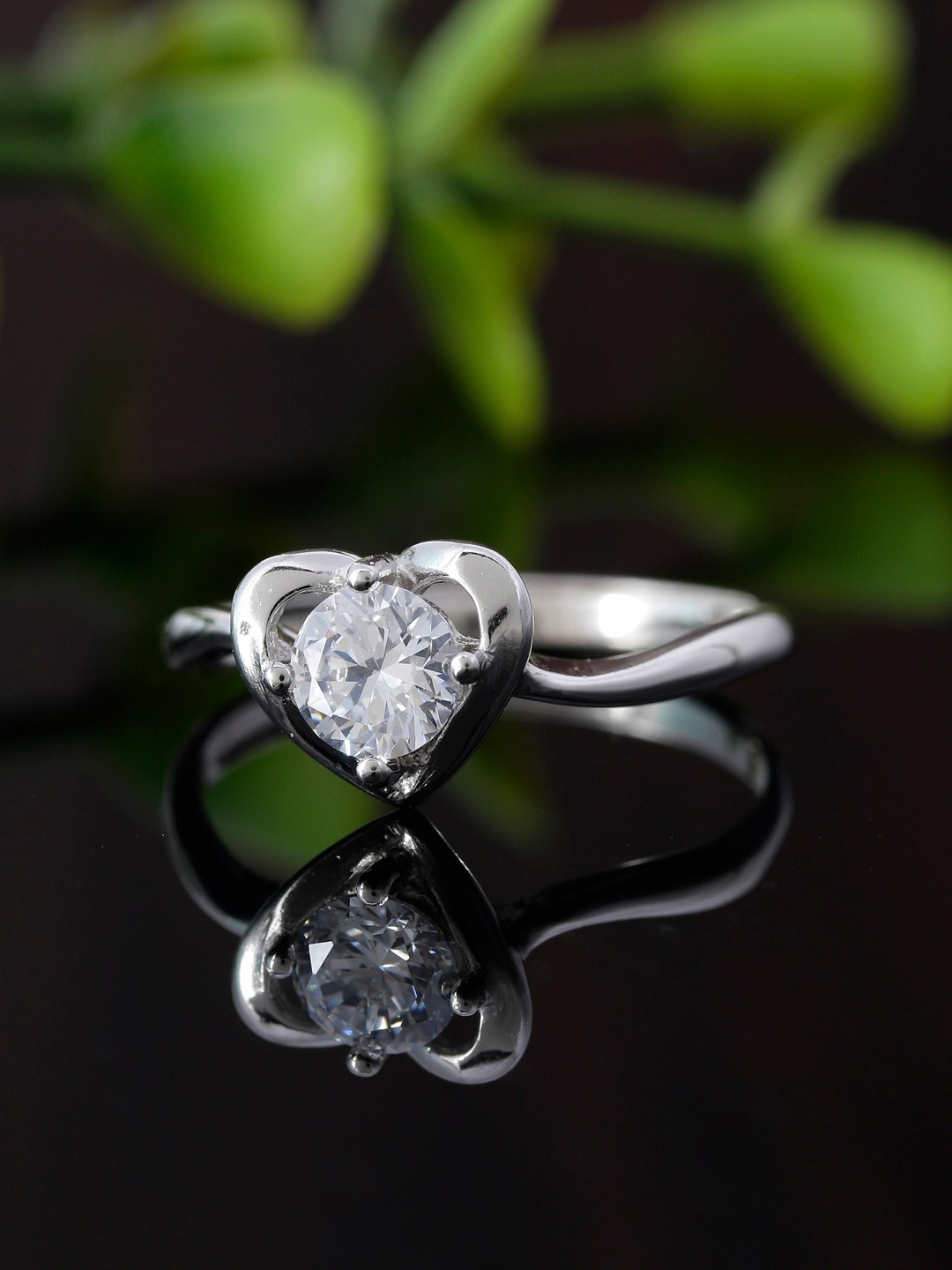 

GIVA 925 Sterling Silver Rhodium Plated Zircon Embrace Heart Adjustable Ring