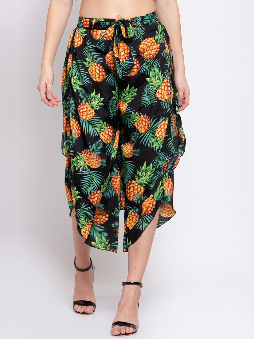 

KLOTTHE Women Black & Green Printed Flared Culottes