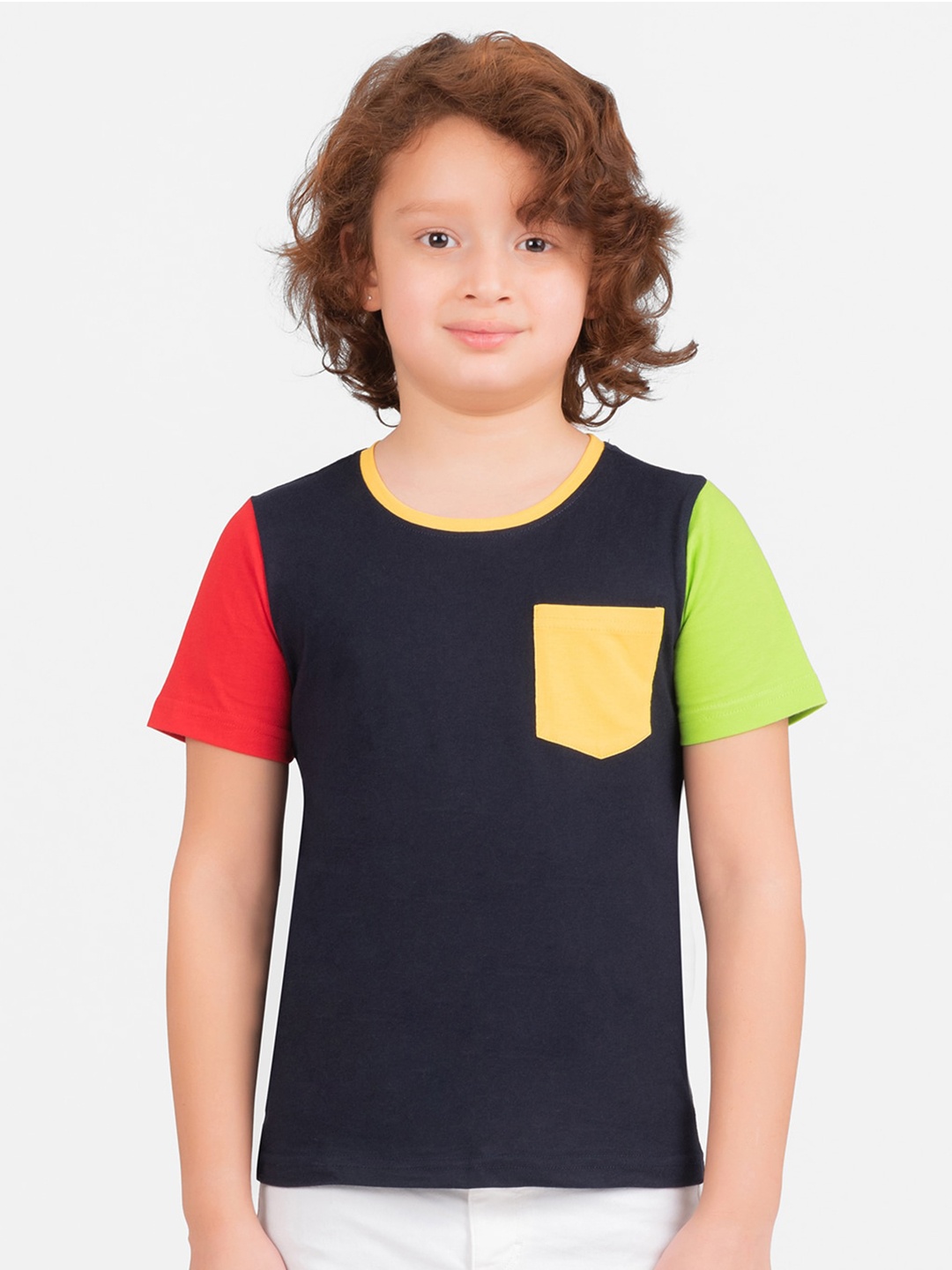 

KIDKLO Boys Multicoloured Colourblocked Round Neck T-shirt, Black