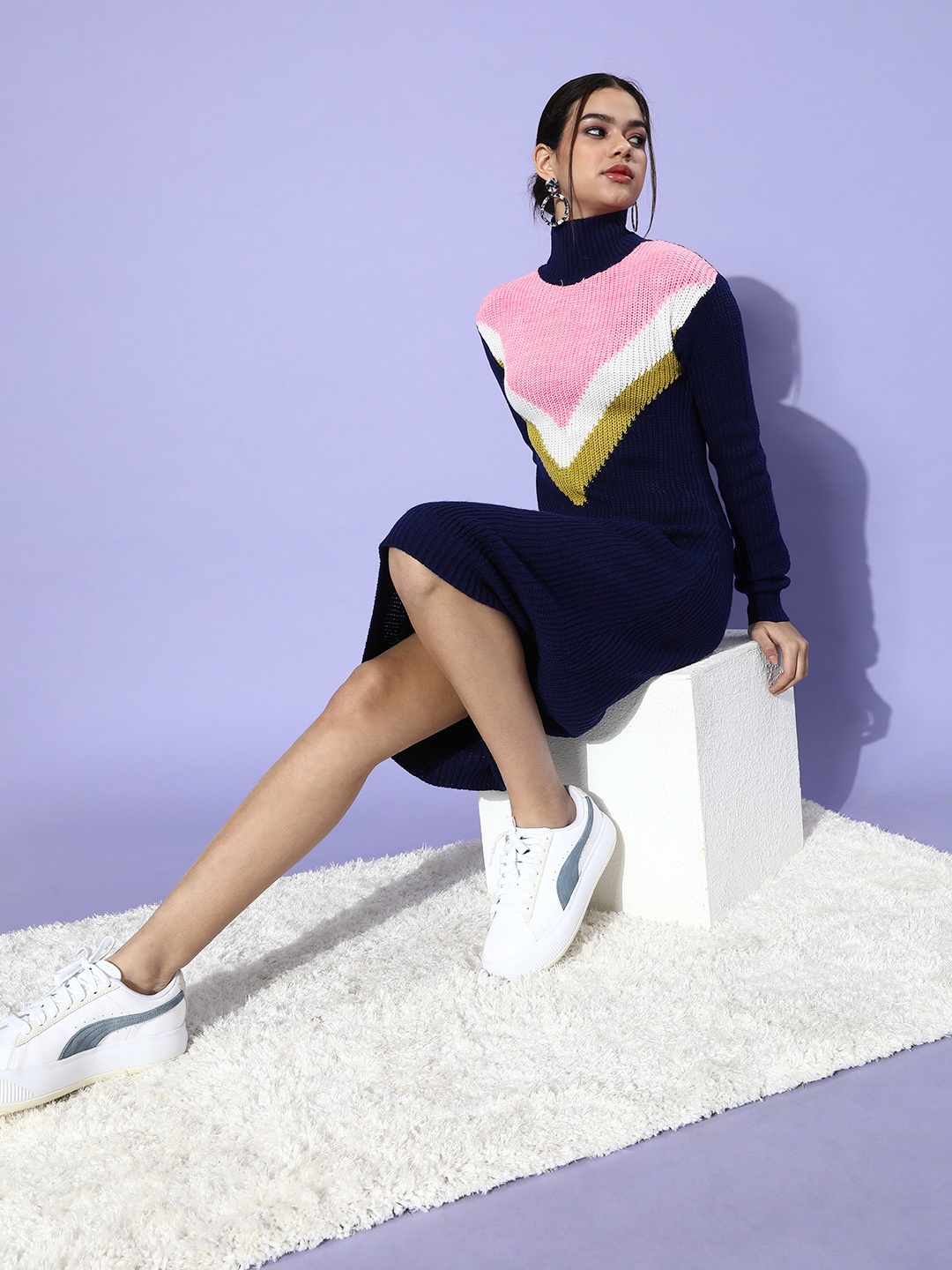 

DressBerry Women Deep Navy Blue Colourblocked Jumper Dress