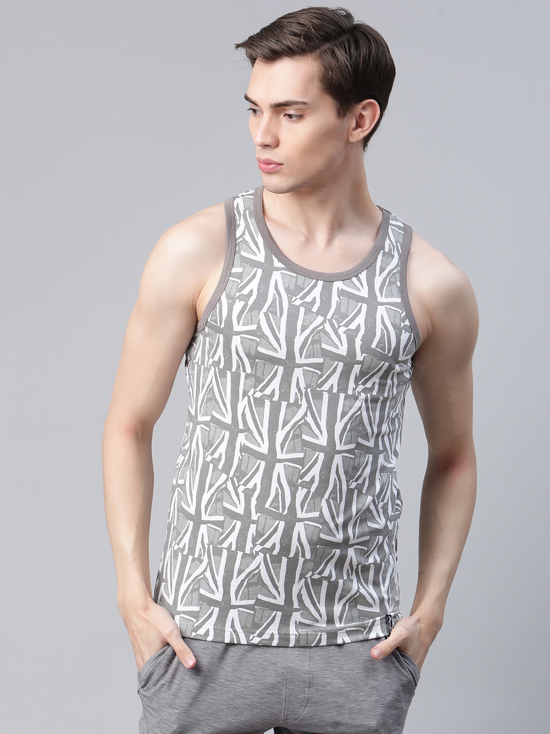 

Pepe Jeans Men Grey & White Printed Innerwear Vest