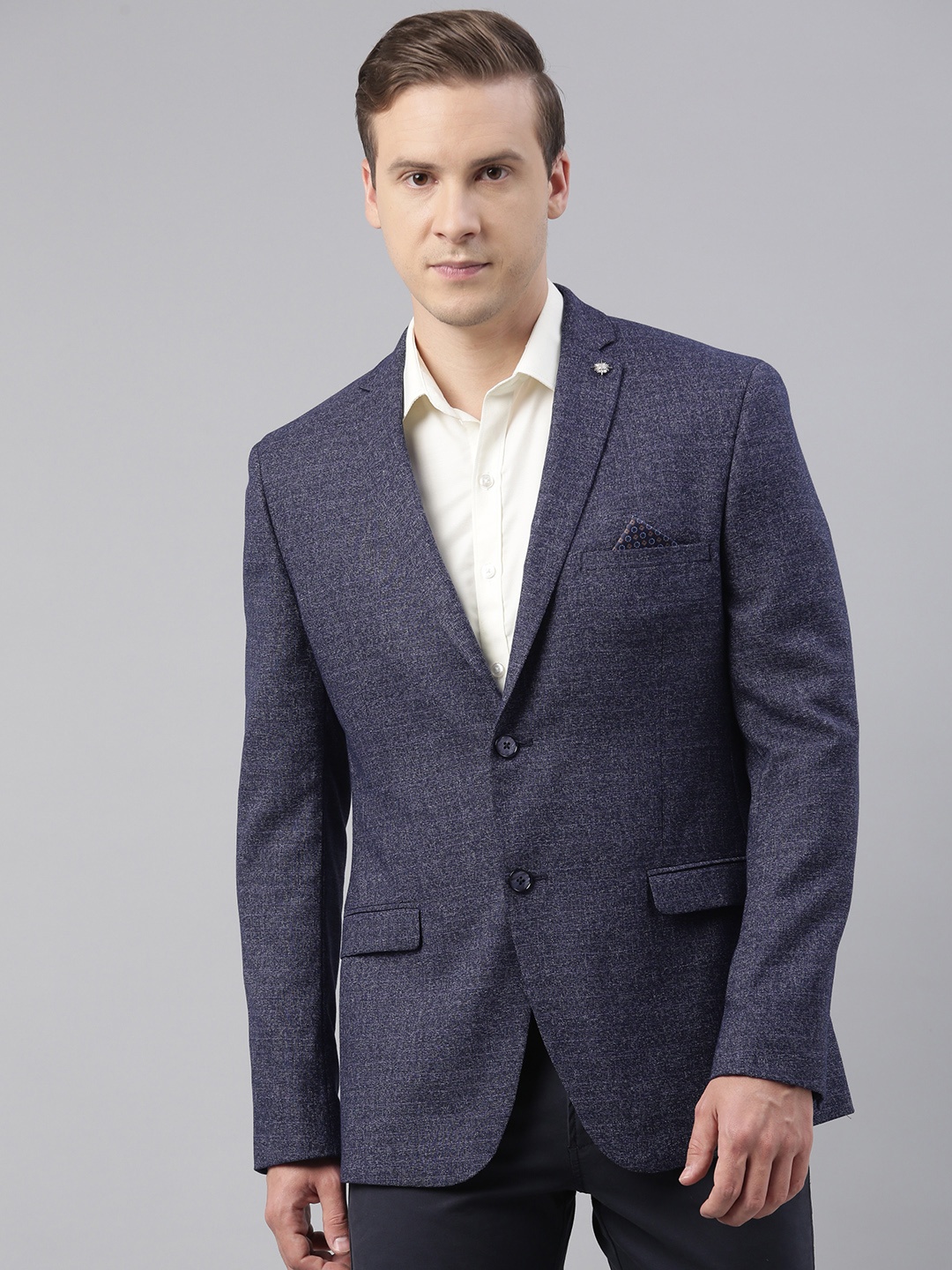 

Theme Men Blue Solid Regular Fit Formal Blazers